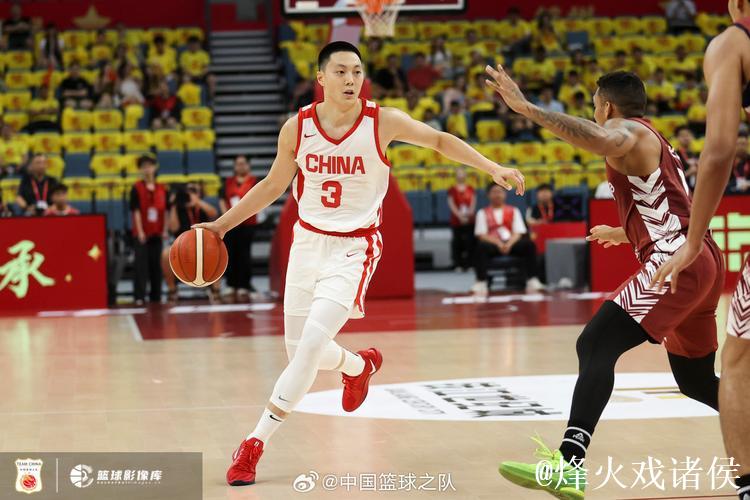 中国男篮热身赛对阵委内瑞拉 两大悍将缺席 中国男篮热身赛对阵委内瑞拉 两大悍将缺席